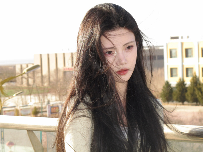 是否能配合低频爬虫同步策略