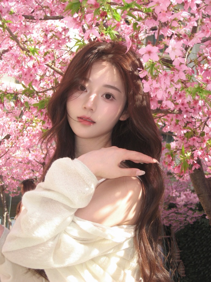 如何配合内链策略？